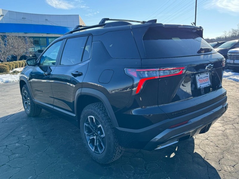 Chevrolet Equinox Vehicle Image 05