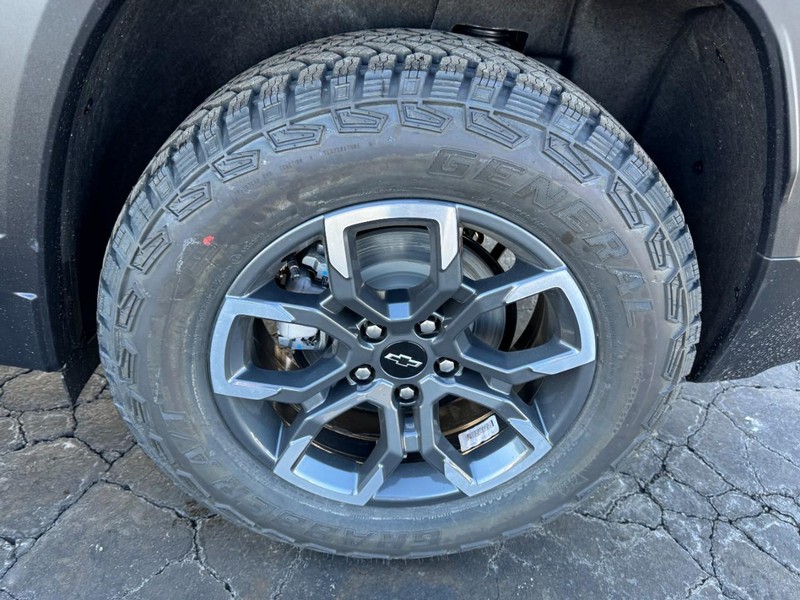 Chevrolet Equinox Vehicle Image 06