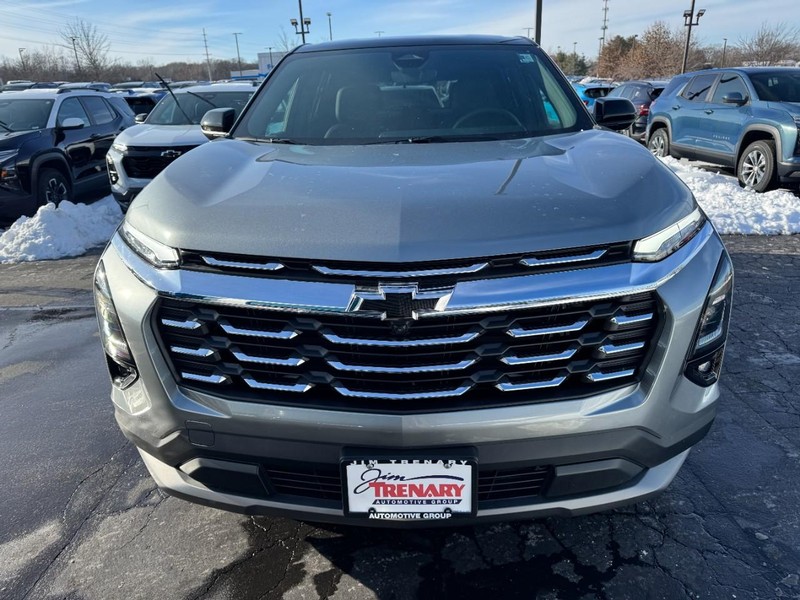 Chevrolet Equinox Vehicle Image 05