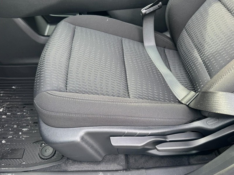 Chevrolet Equinox Vehicle Image 08