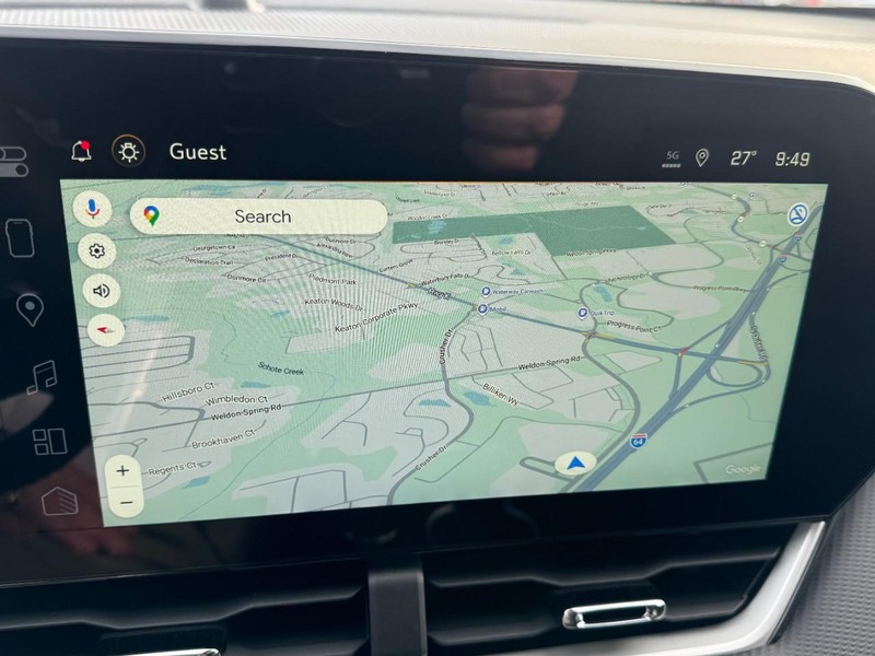 Chevrolet Equinox Vehicle Image 14