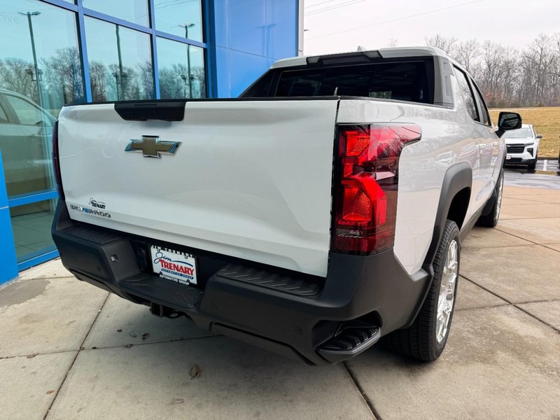 Chevrolet Silverado EV Vehicle Image 03