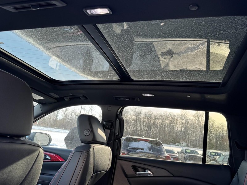 Chevrolet Traverse Vehicle Image 07