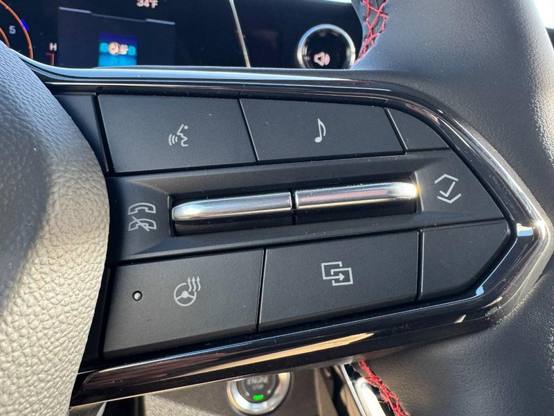 Chevrolet Traverse Vehicle Image 12