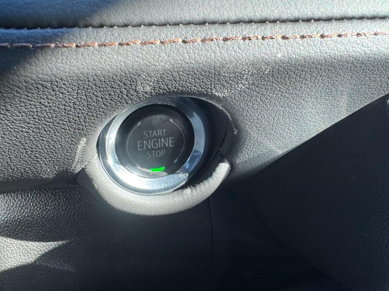 Chevrolet Tahoe Vehicle Image 17