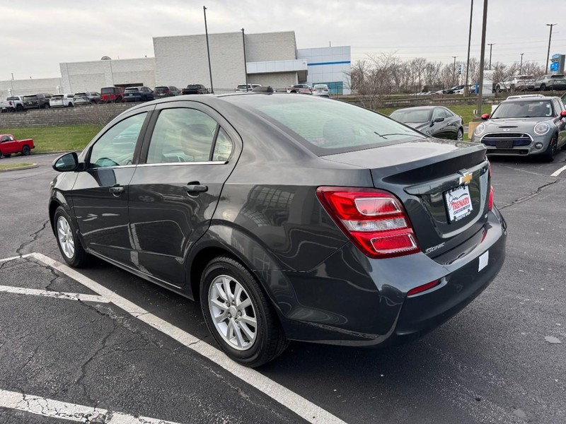 Chevrolet Sonic Vehicle Image 05