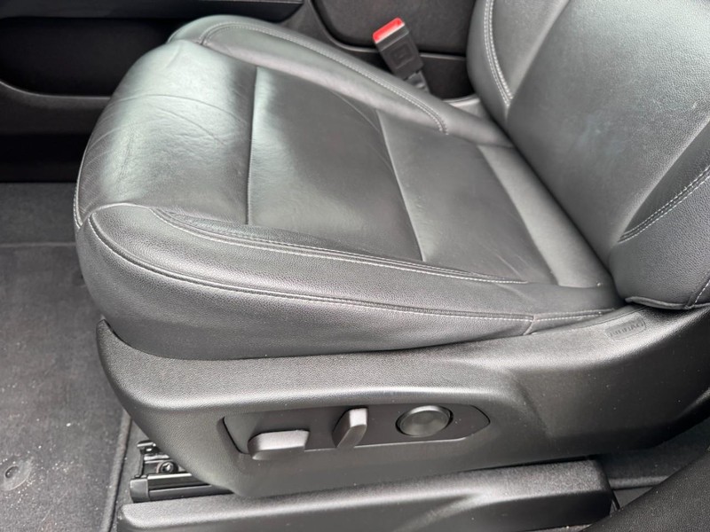 Chevrolet Tahoe Vehicle Image 17