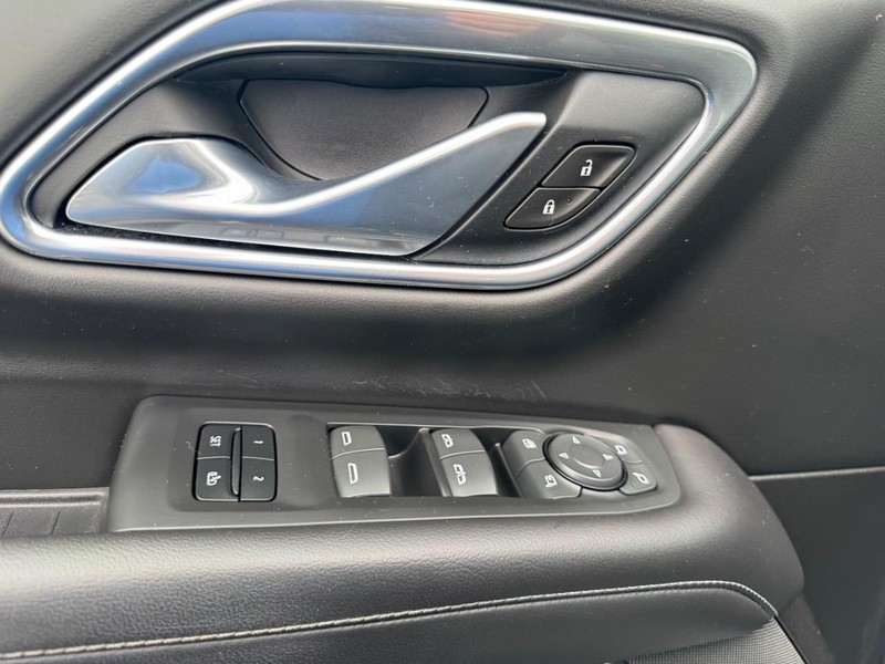 Chevrolet Tahoe Vehicle Image 18