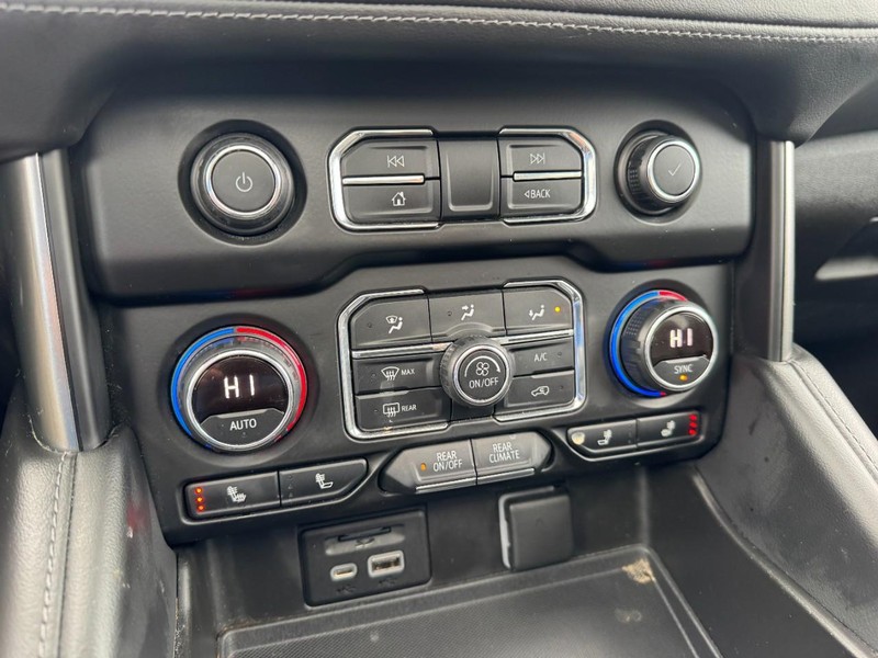 Chevrolet Tahoe Vehicle Image 21