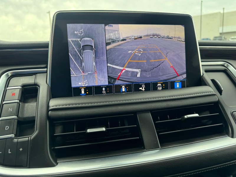 Chevrolet Tahoe Vehicle Image 24