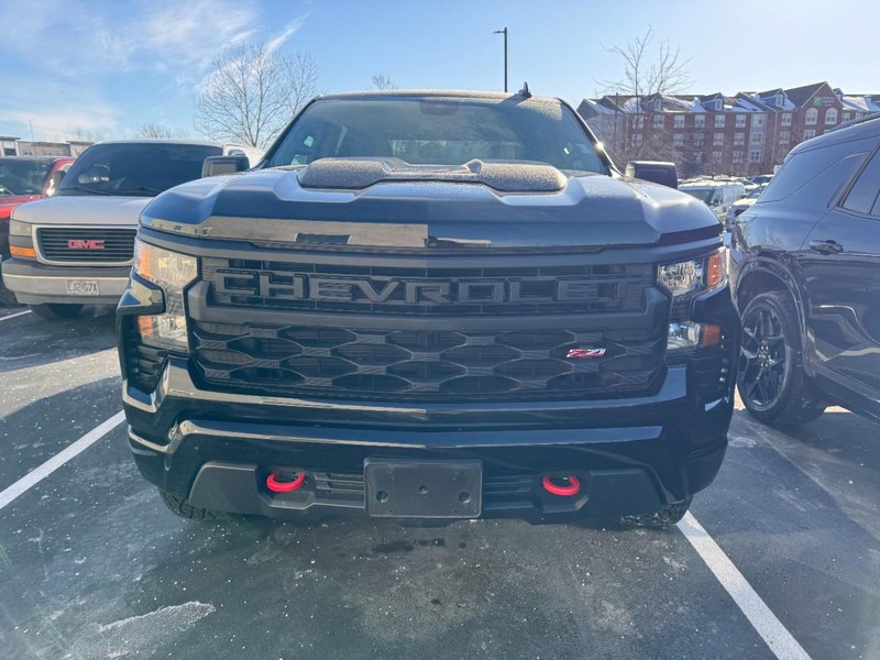 Chevrolet Silverado 1500 Vehicle Image 02