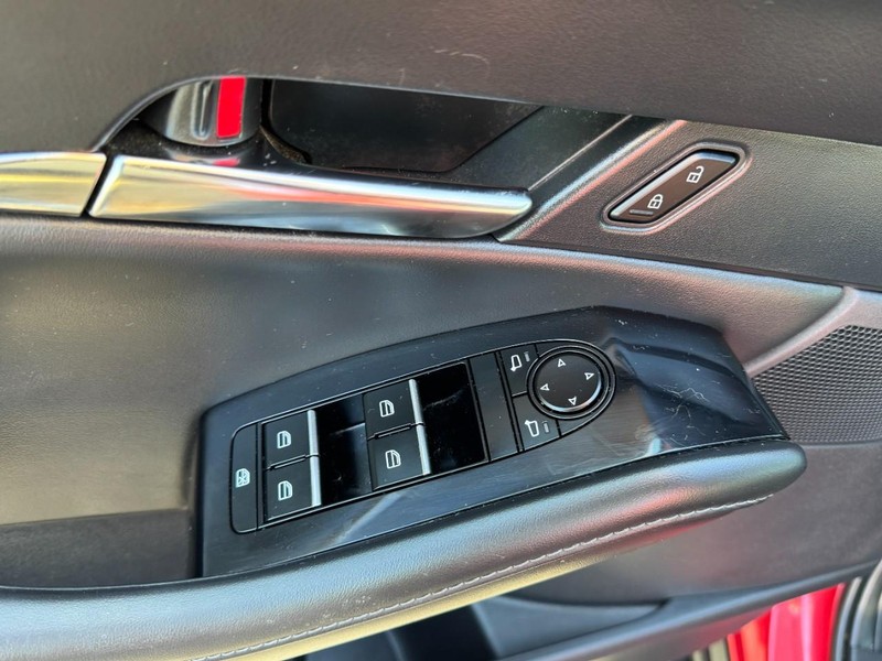 Mazda CX-30 Vehicle Image 16