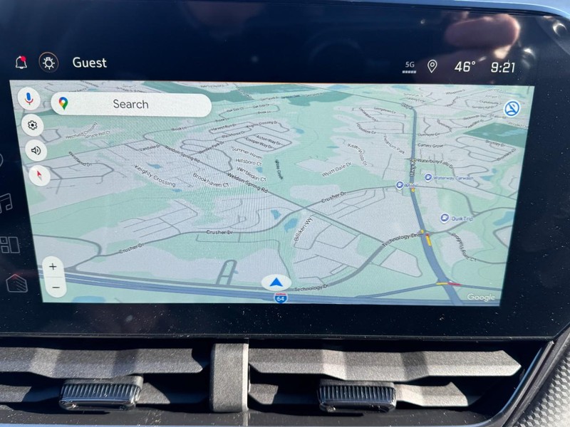 Chevrolet Equinox Vehicle Image 15