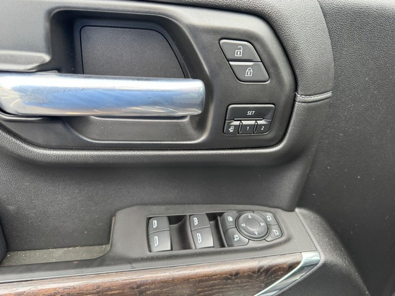 GMC Sierra 1500 Vehicle Image 16