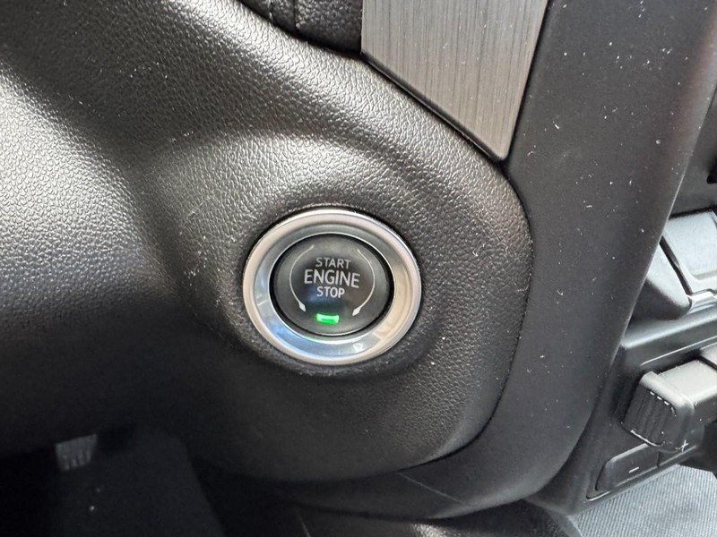 GMC Sierra 1500 Vehicle Image 24