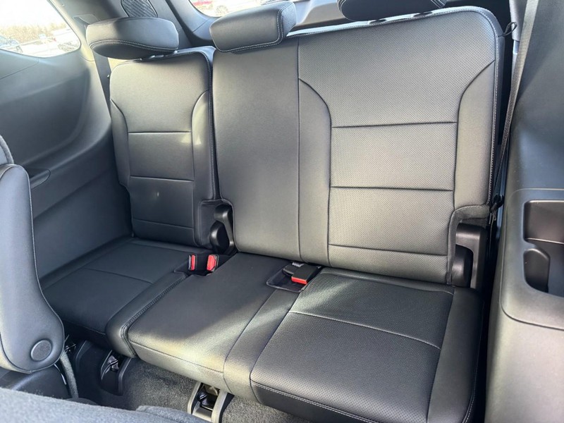 Chevrolet Traverse Vehicle Image 07