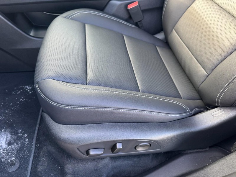 Chevrolet Traverse Vehicle Image 09