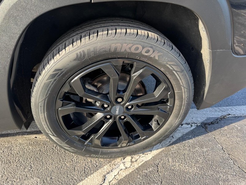 GMC Terrain Vehicle Image 07