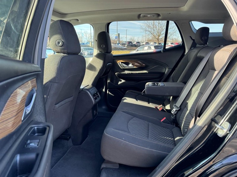 GMC Terrain Vehicle Image 10