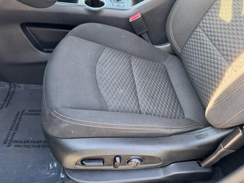 GMC Terrain Vehicle Image 14