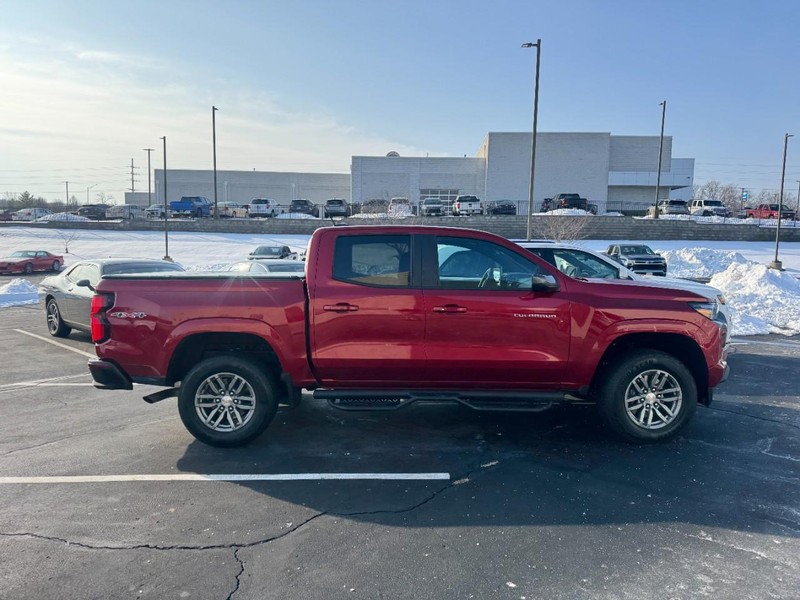 Chevrolet Colorado Vehicle Image 03