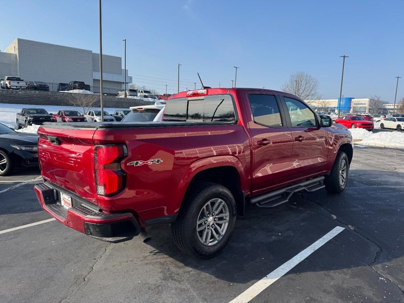 Chevrolet Colorado Vehicle Image 04