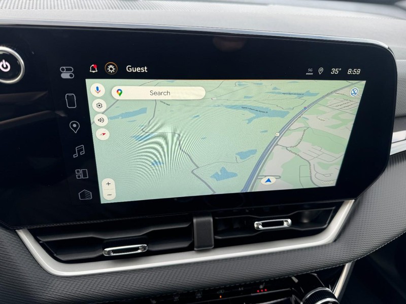 Chevrolet Equinox Vehicle Image 14