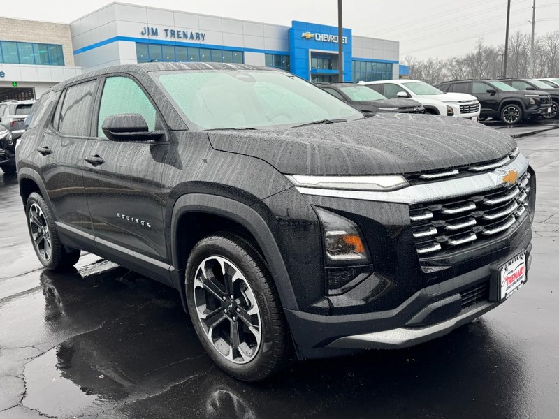 Chevrolet Equinox Vehicle Image 02