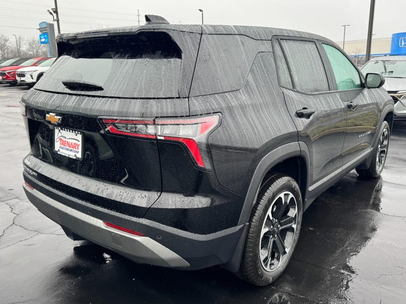 Chevrolet Equinox Vehicle Image 03