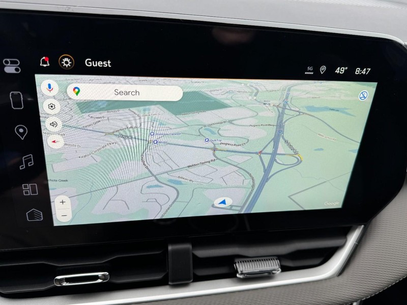 Chevrolet Equinox Vehicle Image 15