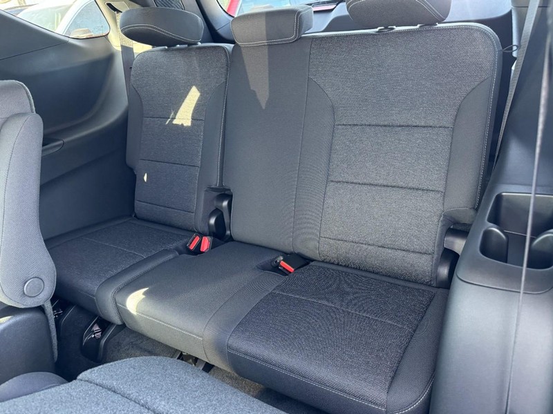 Chevrolet Traverse Vehicle Image 08