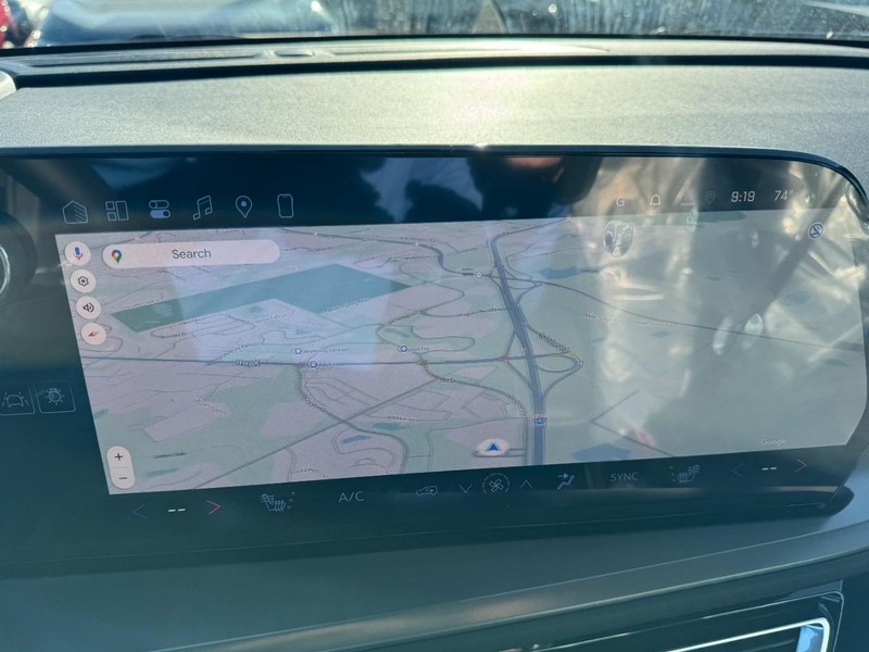 Chevrolet Traverse Vehicle Image 15