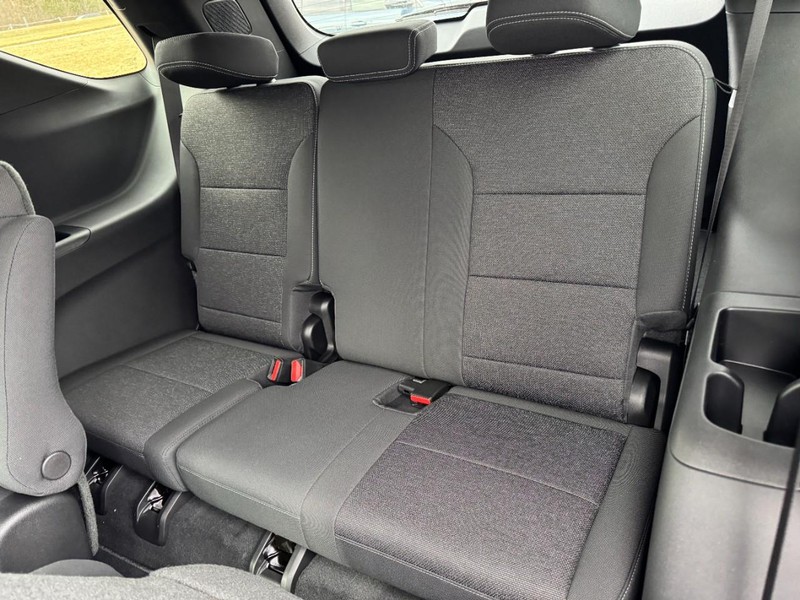 Chevrolet Traverse Vehicle Image 08