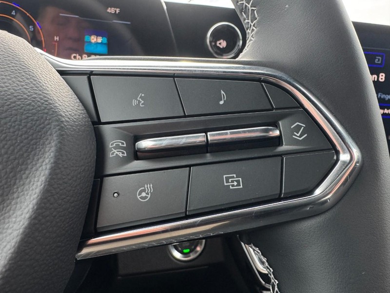 Chevrolet Traverse Vehicle Image 13