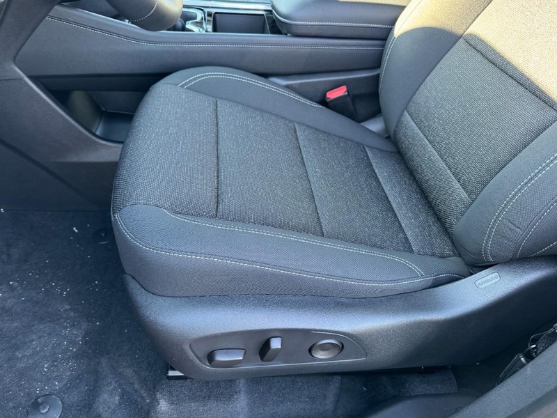 Chevrolet Traverse Vehicle Image 09