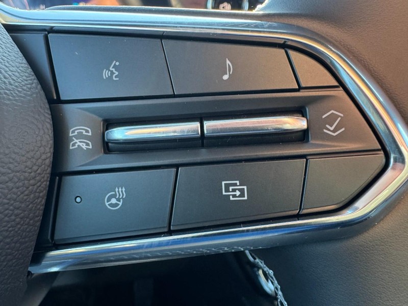 Chevrolet Traverse Vehicle Image 12