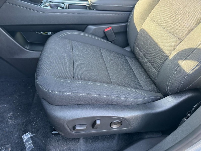 Chevrolet Traverse Vehicle Image 09