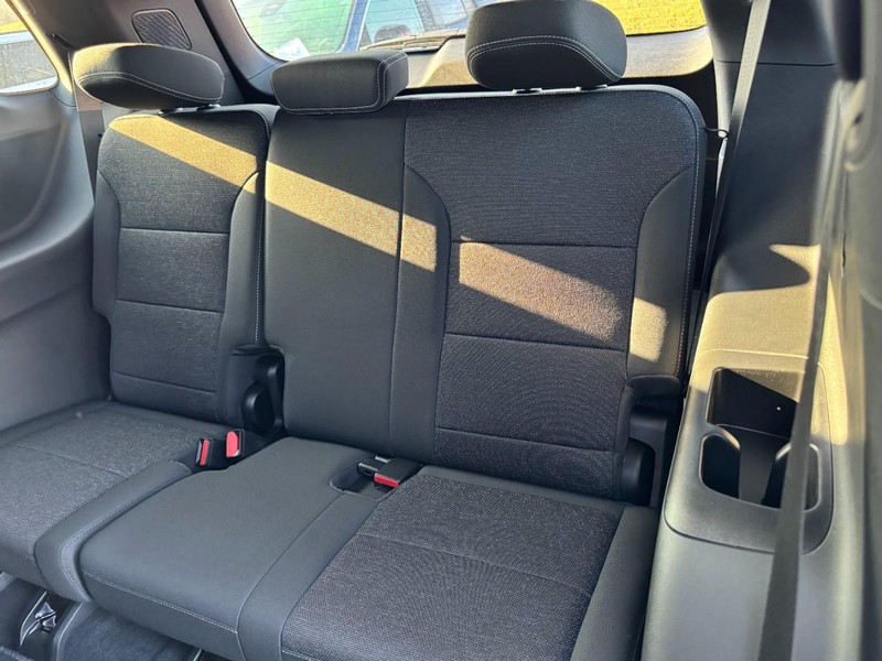 Chevrolet Traverse Vehicle Image 08