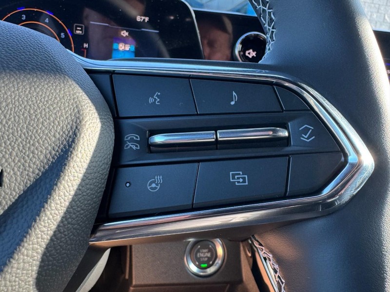 Chevrolet Traverse Vehicle Image 13