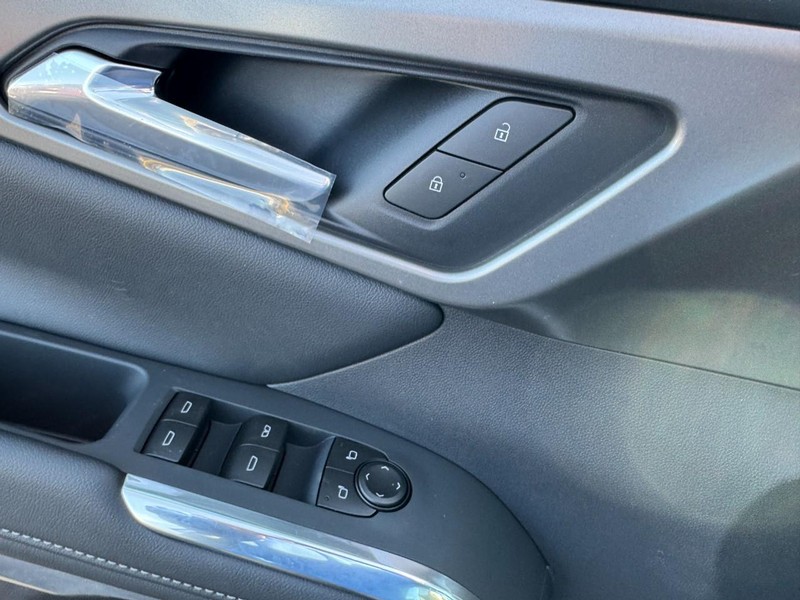 Chevrolet Traverse Vehicle Image 10