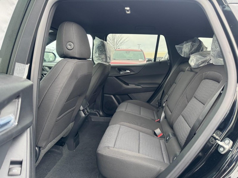 Chevrolet Equinox Vehicle Image 07