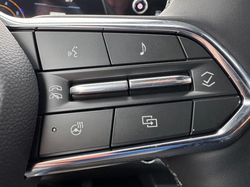 Chevrolet Equinox Vehicle Image 12