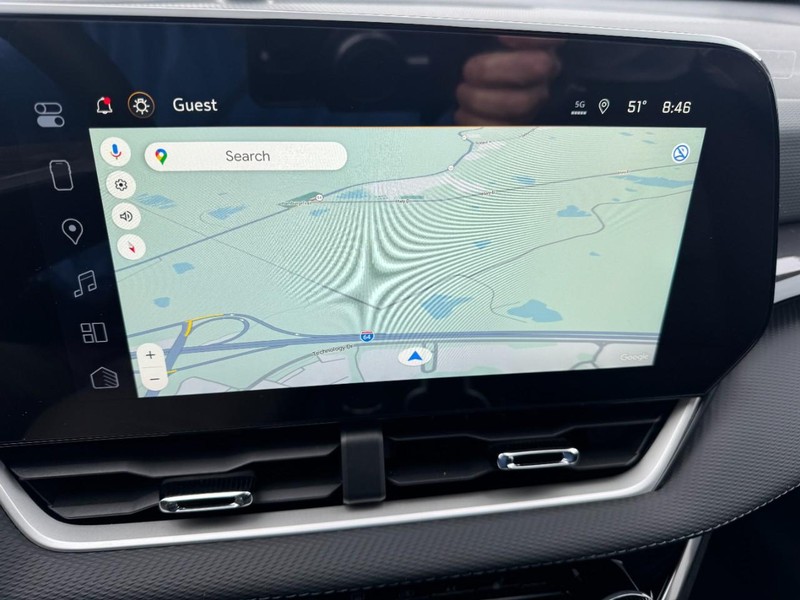 Chevrolet Equinox Vehicle Image 15