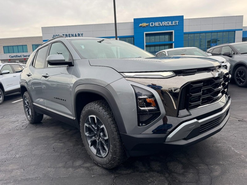 Chevrolet Equinox Vehicle Image 02