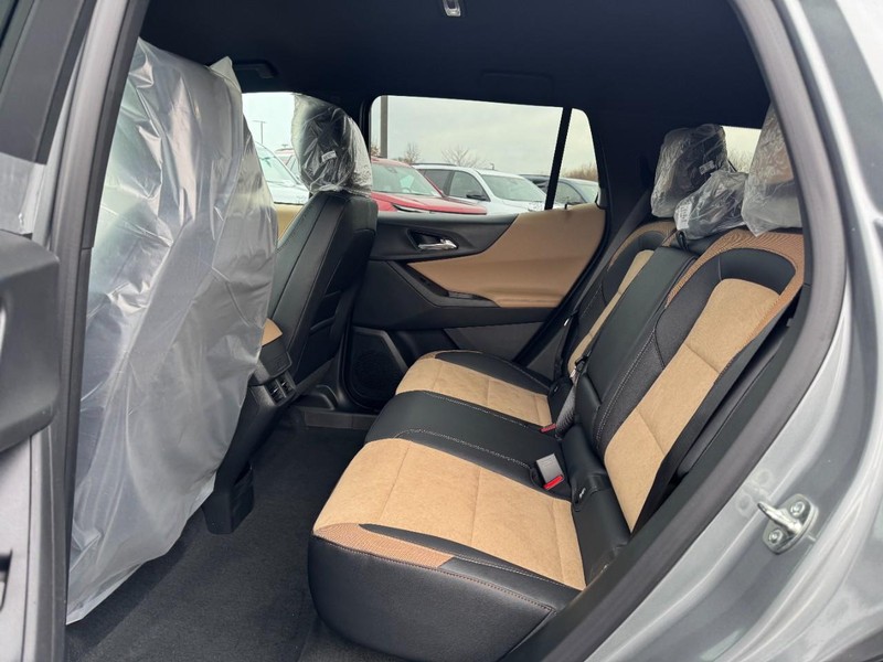 Chevrolet Equinox Vehicle Image 07