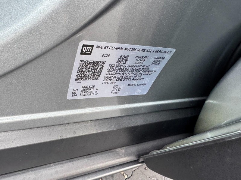 Chevrolet Equinox Vehicle Image 18