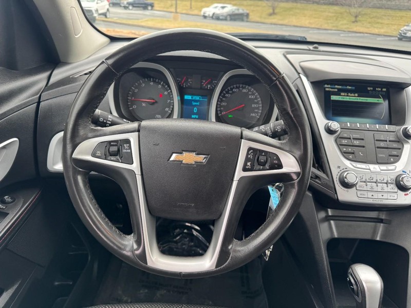 Chevrolet Equinox Vehicle Full-screen Gallery Image 13