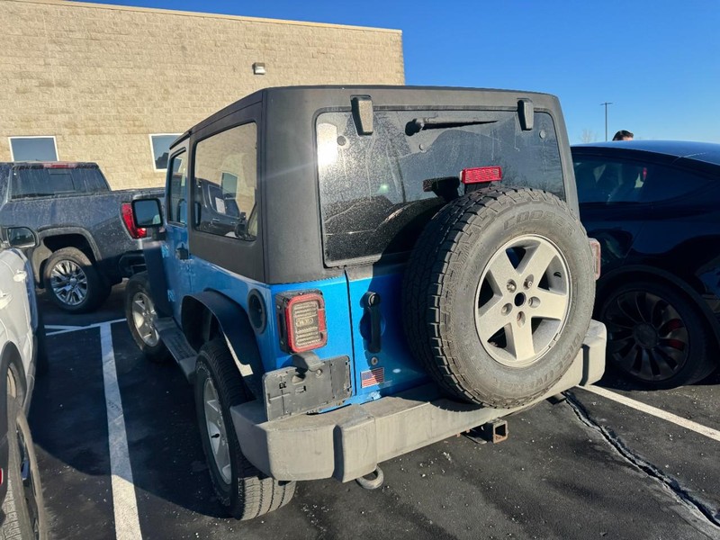 Jeep Wrangler Vehicle Image 05