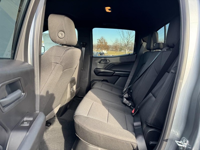 Chevrolet Colorado Vehicle Image 07