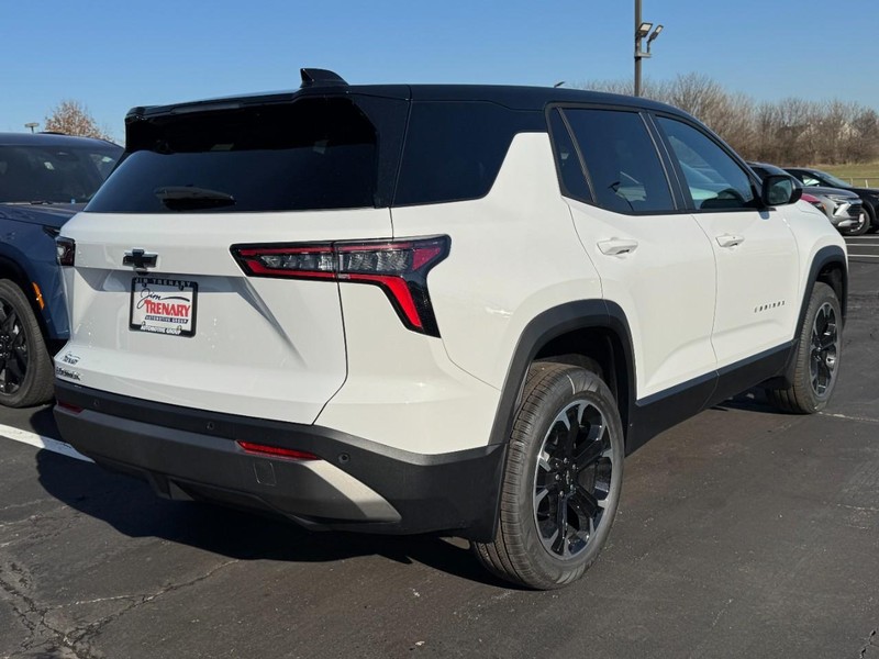 Chevrolet Equinox Vehicle Image 03